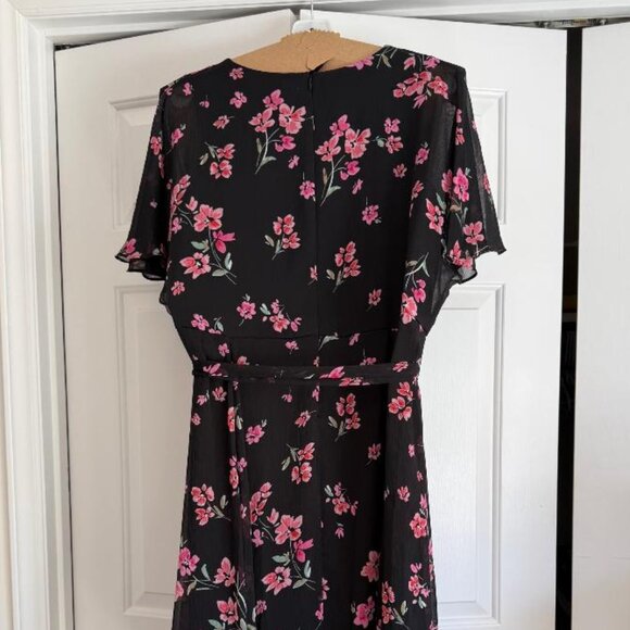 V-Neck Ruffle Short Sleeve Floral Print Maxi Dress - Picture 2 of 4